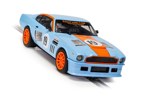 Scalextric 1:32 A-M V8 Gulf Edition R. Cann Racing HD